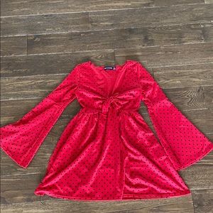 Pretty Little Thing dress